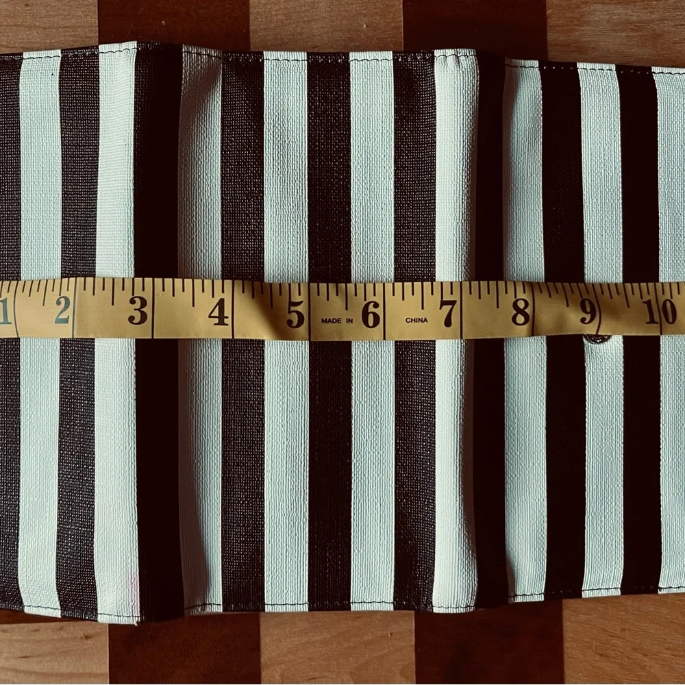 EUC Black / White Striped Loungefly Snow White Poisoned Apple Purse / Wallet - Picture 7 of 15